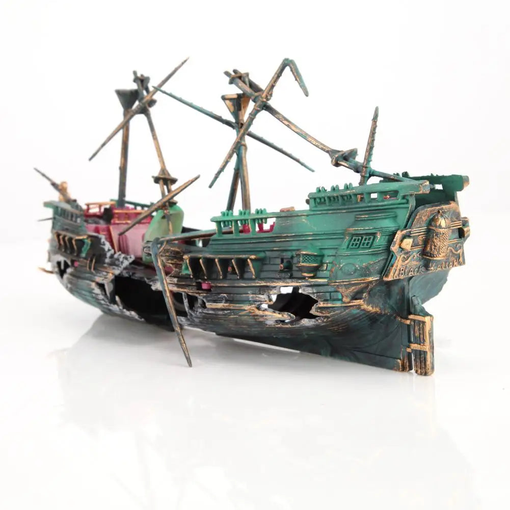 Fish Tank Ship Wreck & Divers Decor