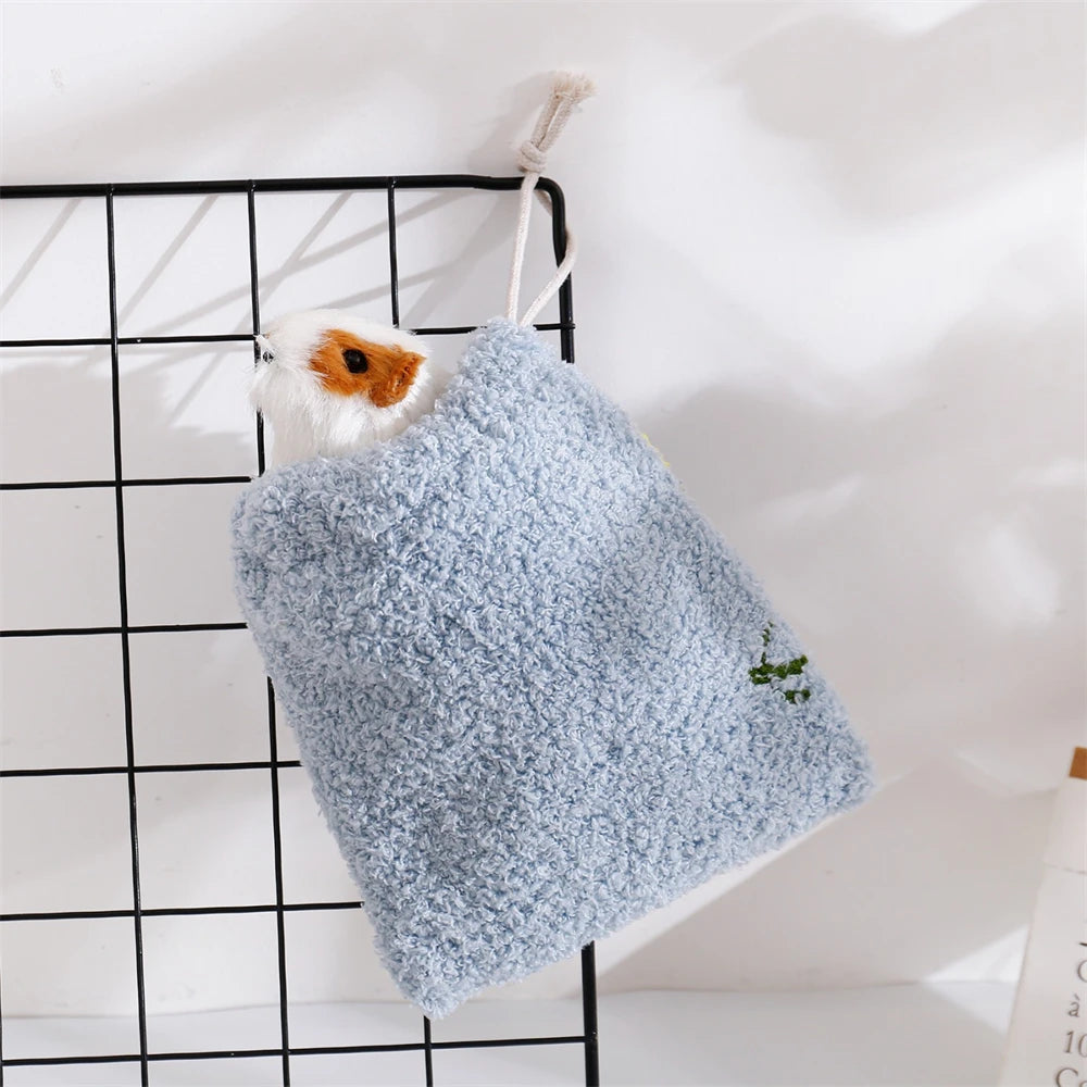 Cute Comfortable Small Pets Hanging Hammock Swing Bag Sugar Glider Sleeping Pouch Winter Warm Hamster Squirrels Ferret Nest Bed
Hanging Hammock Sleeping Pouch Sugar Glider